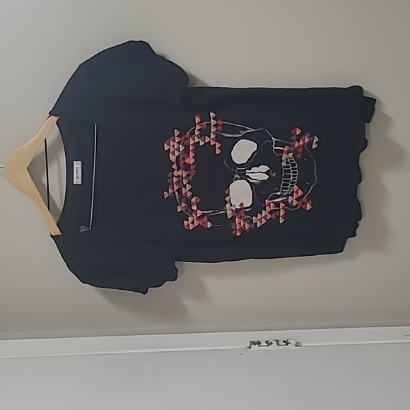 PULL & BEAR - Graphic Tee - Picture 1 of 3